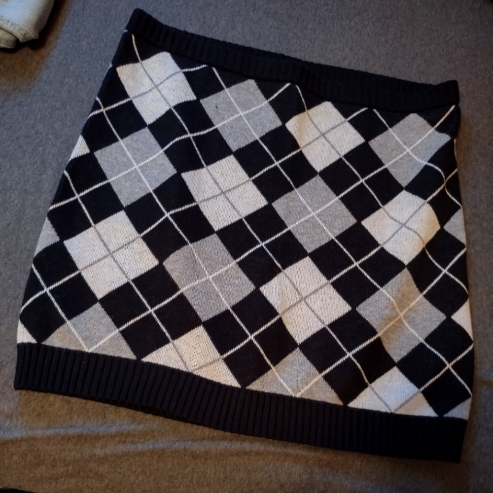 Hollister fleece skirt and jacket set